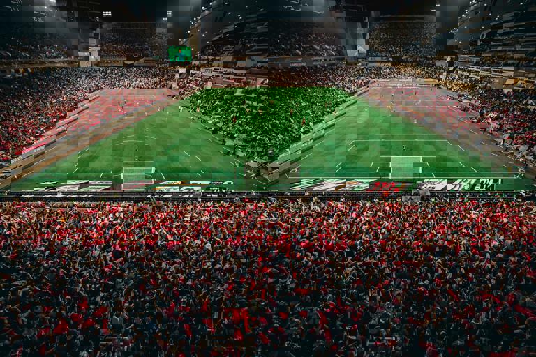 Late Game Comeback Stuns Fans as Underdogs Secure Victory in Final Seconds